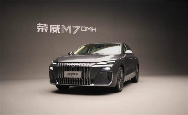 新产品矩阵加快推进“上汽方案”，全面深化改革显成效